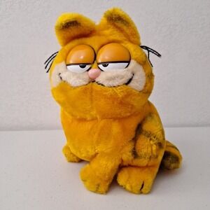 VINTAGE 1981 GARFIELD THE CAT MEDIUM SIZED 7" X 11" PLUSH Sitting
